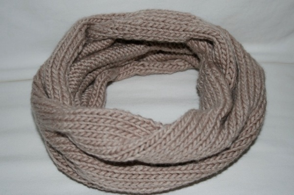 knitted cowl - julianne smith - view 5